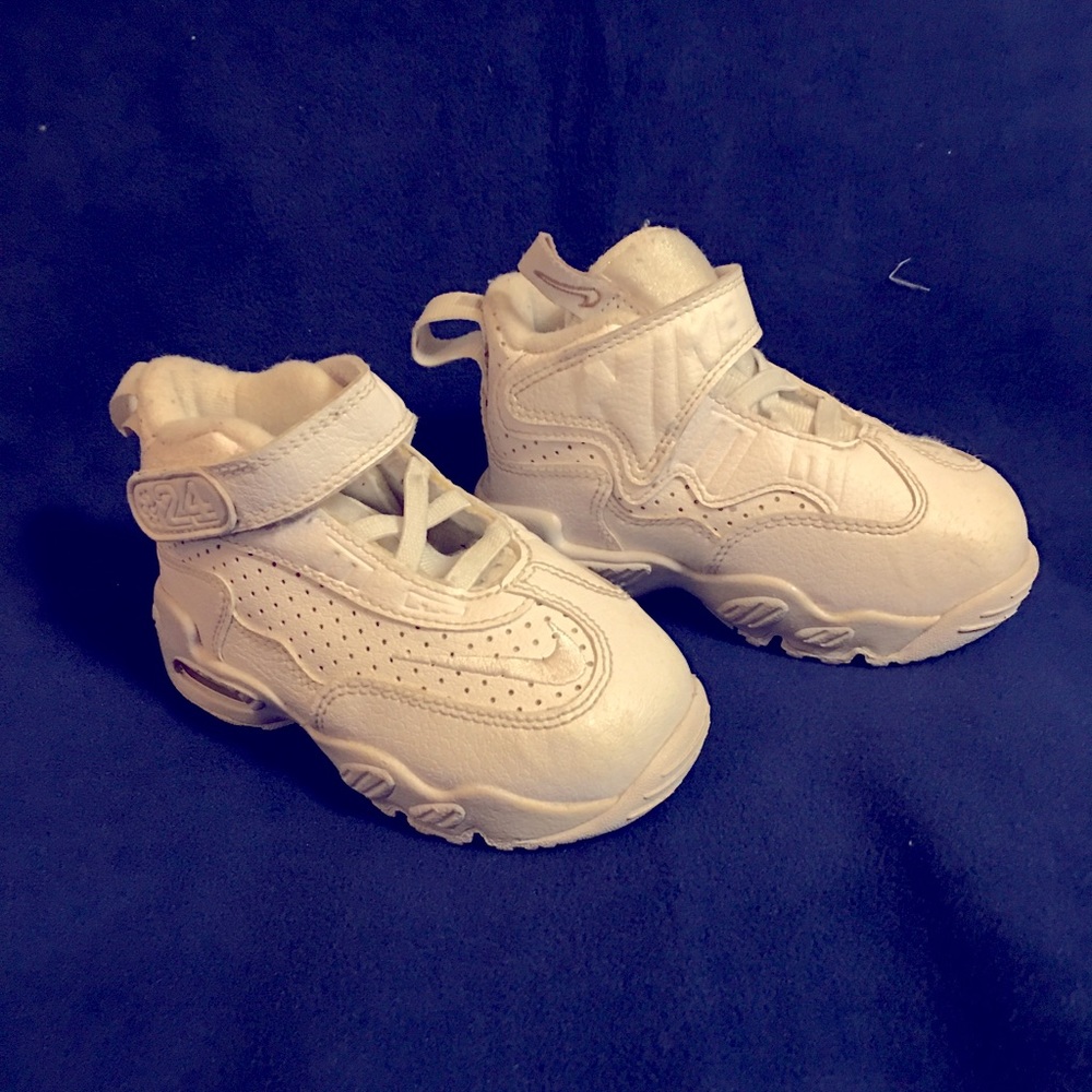 White Nike Air Griffey Max 1 size 6c sneakers